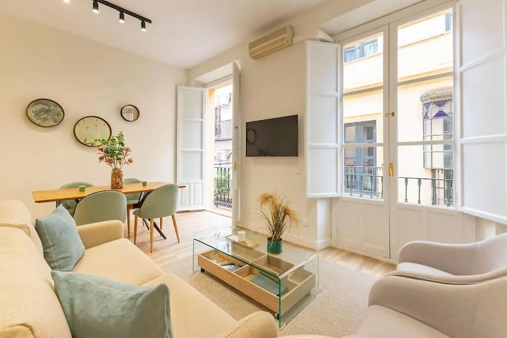Apartment Juan De La Encina Central Suite Seville Spain