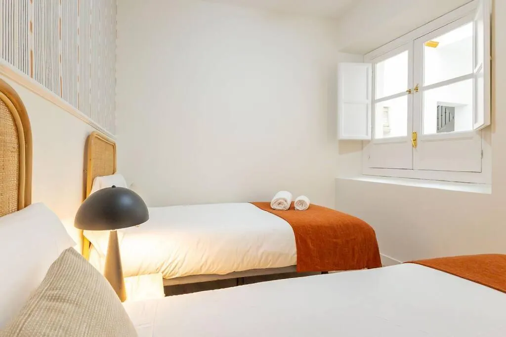 Juan De La Encina Central Suite Seville Spain