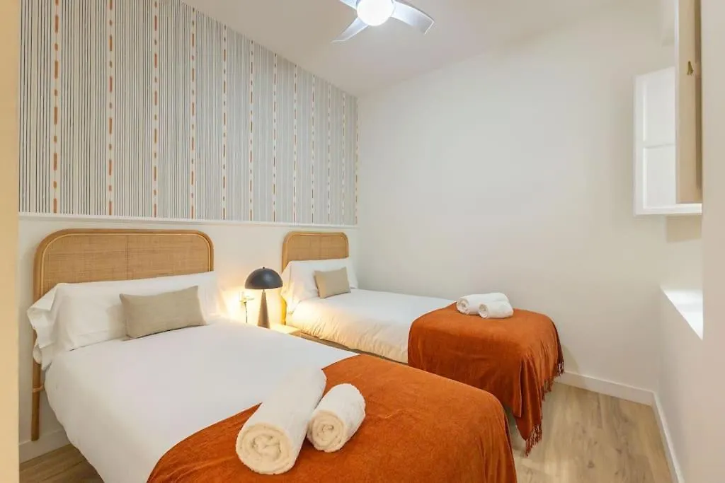 Apartment Juan De La Encina Central Suite Seville Spain